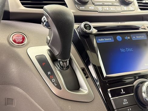 Used 2016 Honda Odyssey EX-L image 18
