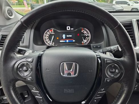 Used 2016 Honda Pilot Elite image 22