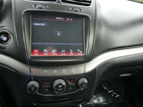 Used 2018 Dodge Journey Crossroad image 15