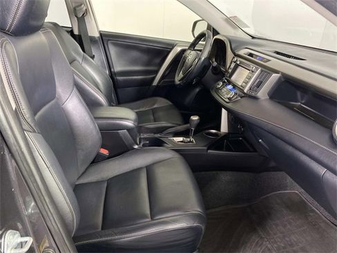 Used 2015 Toyota RAV4 Limited image 11