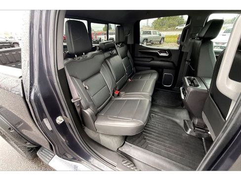Used 2024 GMC Sierra 1500 SLT w/ SLT Premium Plus Package AWD/4WD image 28