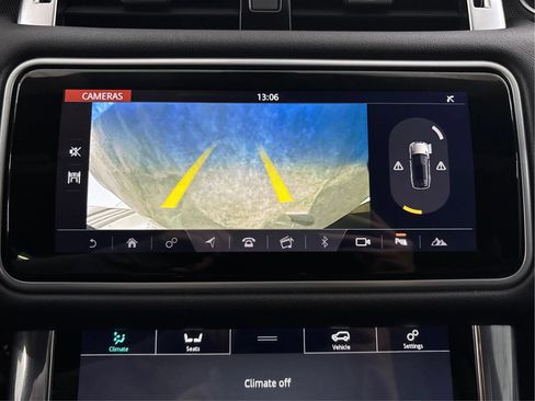 Used 2018 Land Rover Range Rover Sport HSE AWD/4WD image 36