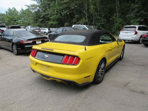 Used 2016 Ford Mustang Premium RWD image 5