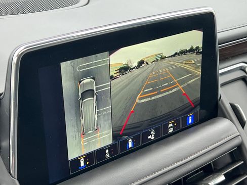 Used 2024 Chevrolet Suburban High Country w/ Premium Package 2 image 28