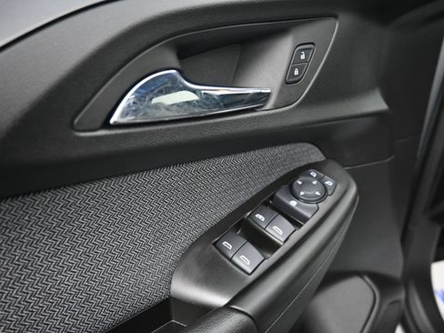 Certified 2023 Chevrolet TrailBlazer LT w/ Convenience Package FWD image 25