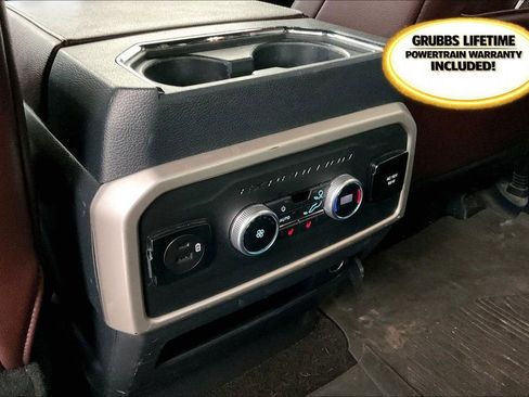 Used 2022 Ford Expedition Limited image 26