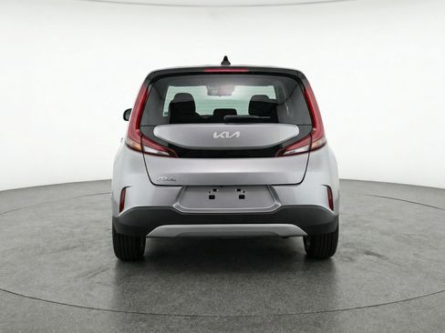 Used 2025 Kia Soul LX w/ LX Technology Package image 7