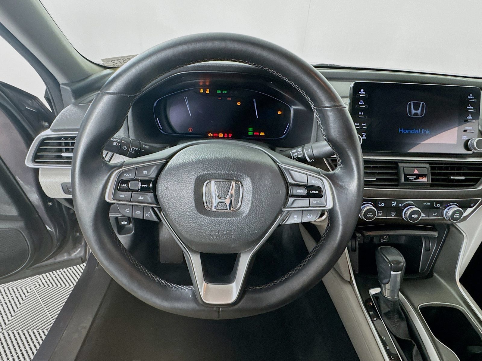 Used 2019 Honda Accord EX-L image 13
