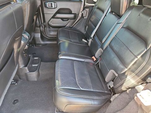 Used 2022 Jeep Wrangler Unlimited Sahara w/ LED Lighting Group image 18