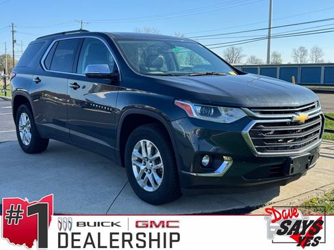 Used 2019 Chevrolet Traverse LT image 1