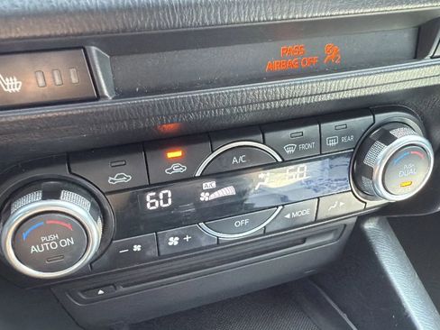 Used 2014 MAZDA MAZDA3 i Grand Touring image 22