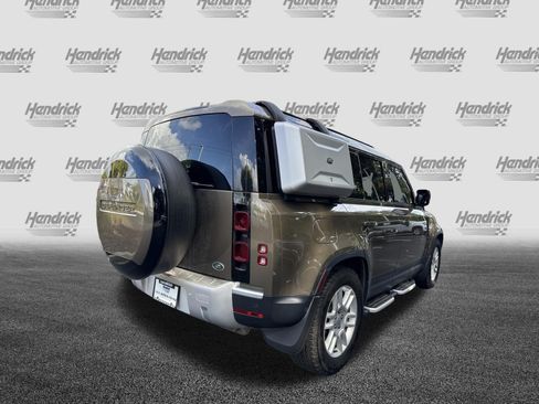 Used 2023 Land Rover Defender 110 S AWD/4WD image 10