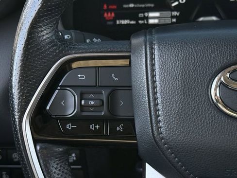 Used 2024 Toyota Tundra Limited w/ Power Package image 15