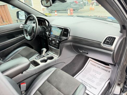 Used 2021 Jeep Grand Cherokee Laredo X AWD/4WD image 43