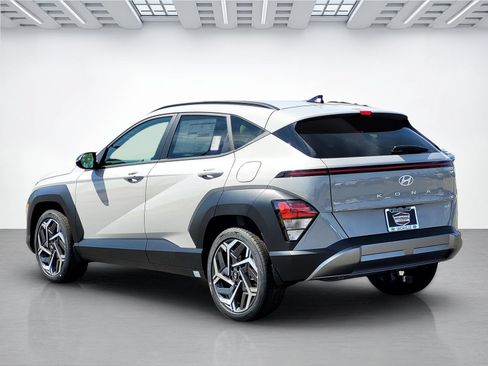 New 2026 Hyundai Kona SEL Premium FWD image 8