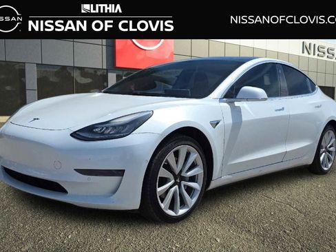 Used 2020 Tesla Model 3 Standard Range RWD image 1