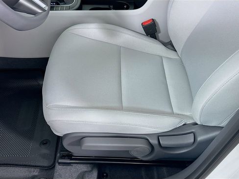 New 2026 Hyundai Kona SE image 19