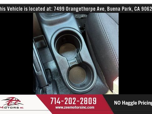 Used 2015 Jeep Wrangler Sport image 34