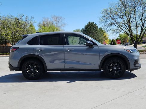 Used 2024 Honda HR-V Sport image 6