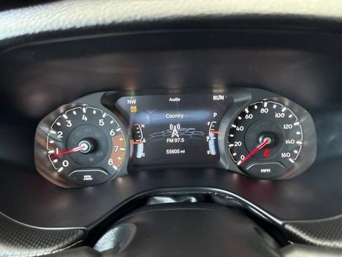 Used 2023 Jeep Compass Latitude w/ Convenience Group AWD/4WD image 12