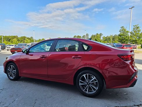 Used 2024 Kia Forte LXS FWD image 5