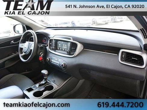 Certified 2019 Kia Sorento FWD image 10