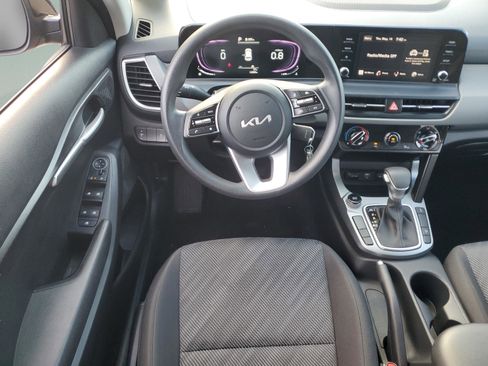 Certified 2026 Kia Seltos LX AWD/4WD image 9