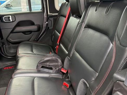 Used 2020 Jeep Wrangler Unlimited Rubicon w/ Quick Order Package 28Y Recon AWD/4WD image 10