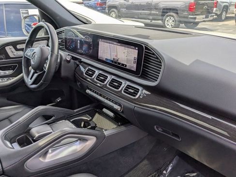 Used 2020 Mercedes-Benz GLE 350 4MATIC w/ Premium Package image 22