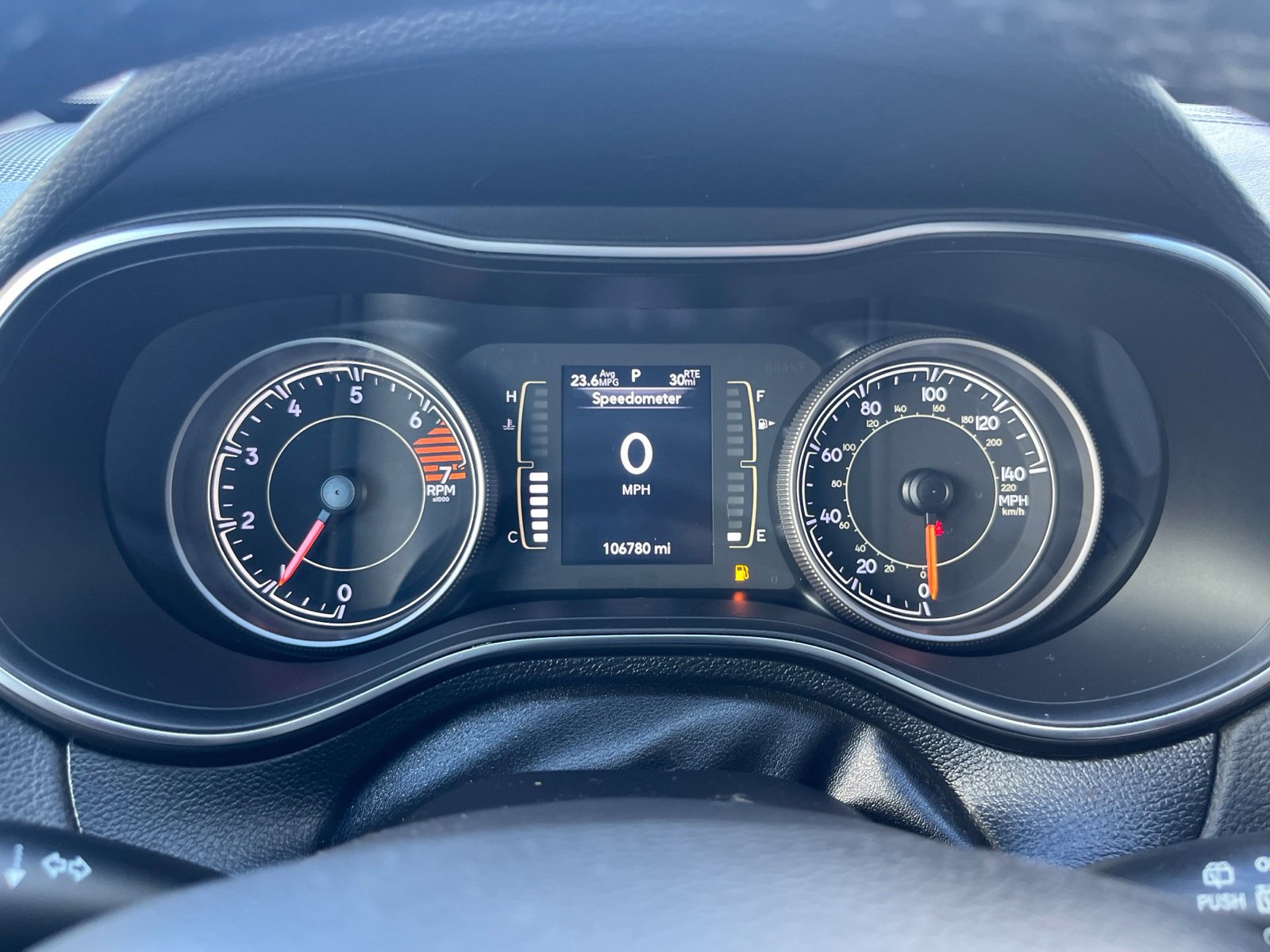 Used 2019 Jeep Cherokee Latitude Plus w/ Cold Weather Group AWD/4WD image 20