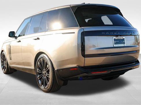 New 2026 Land Rover Range Rover SE image 7