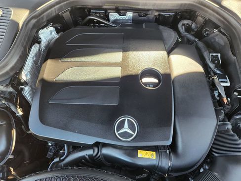 Used 2022 Mercedes-Benz GLC 300 image 31