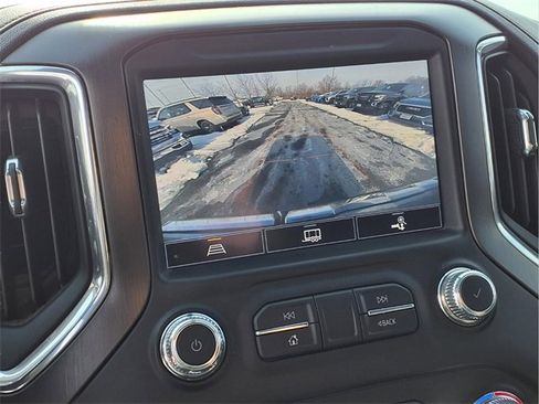 Used 2021 GMC Sierra 1500 AT4 w/ AT4 Preferred Package image 10