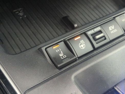 Used 2026 Toyota Corolla Cross XSE w/ Convenience Package image 22