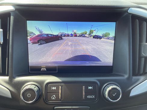Used 2024 GMC Terrain SLT w/ LPO, Floor Liner Package AWD/4WD image 22