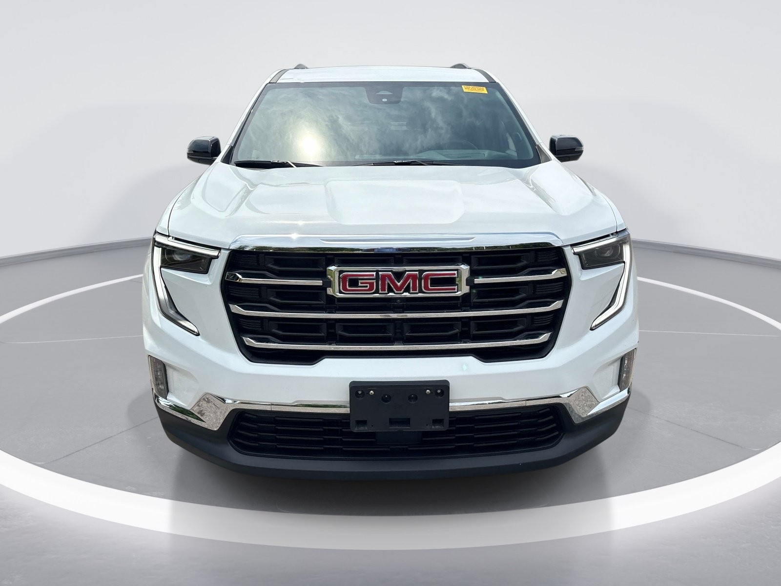 Used 2026 GMC Acadia Elevation w/ Elevation Premium Package FWD image 2