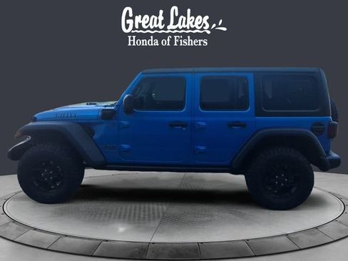 Used 2024 Jeep Wrangler Unlimited AWD/4WD image 2
