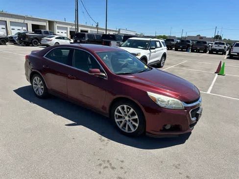 Used 2015 Chevrolet Malibu LT FWD image 18