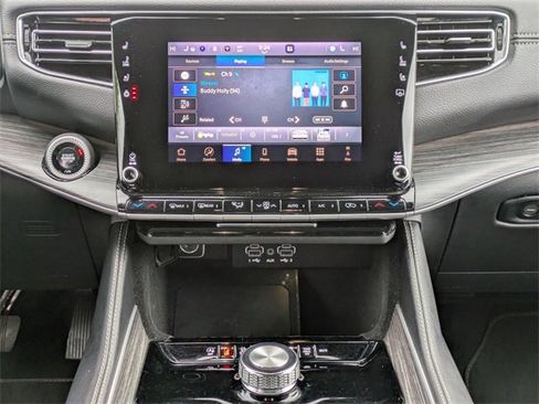 Used 2024 Jeep Wagoneer Series II w/ Flexible Seating Group image 21