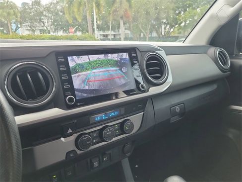 Used 2022 Toyota Tacoma SR5 image 21