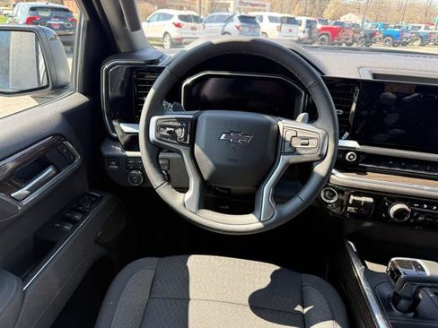 New 2026 Chevrolet Silverado 1500 RST w/ Z71 Off-Road Package AWD/4WD image 18