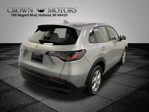 Used 2024 Honda HR-V LX image 6