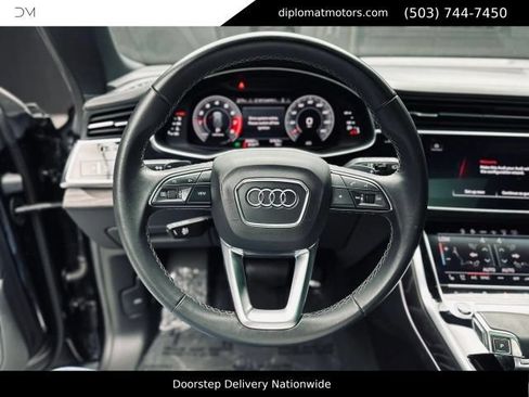 Used 2021 Audi Q8 Prestige AWD/4WD image 27