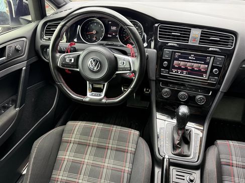 Used 2018 Volkswagen GTI S FWD image 21