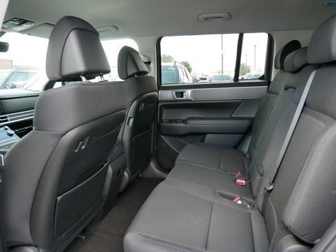 New 2026 Hyundai Santa Fe SE image 8