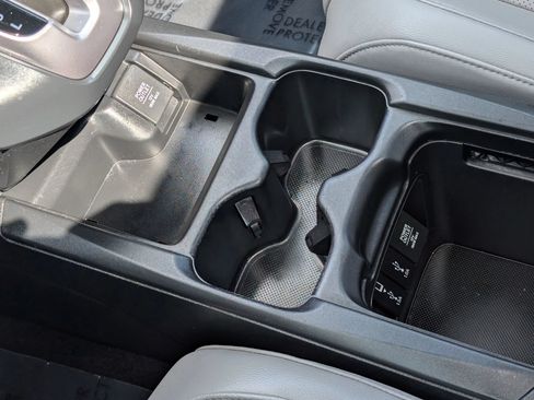 Used 2017 Honda CR-V EX-L image 26