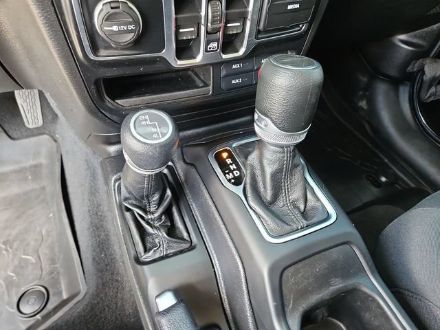 Used 2022 Jeep Gladiator Sport AWD/4WD image 15
