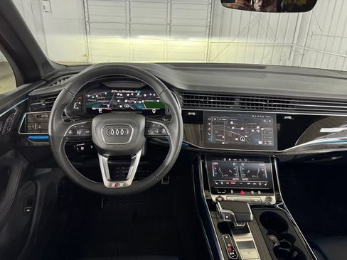 Used 2023 Audi SQ7 Premium Plus AWD/4WD image 24