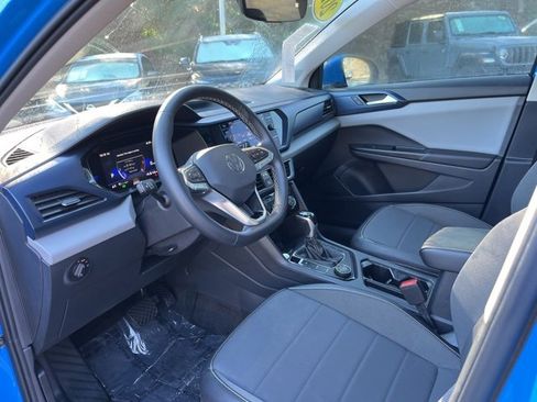Used 2023 Volkswagen Taos SE image 6
