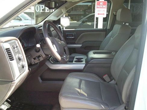 Used 2018 Chevrolet Silverado 1500 LTZ Z71 w/ LTZ Plus Package image 6